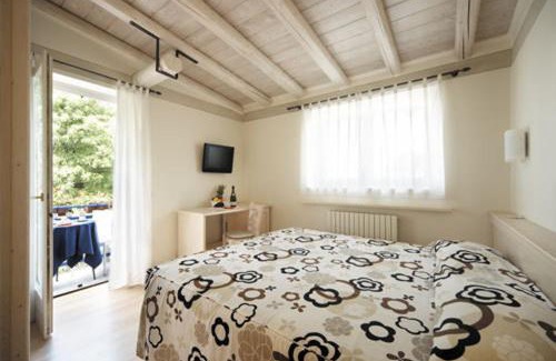 Gignese Cama Y Desayuno | Osteria delle 3V