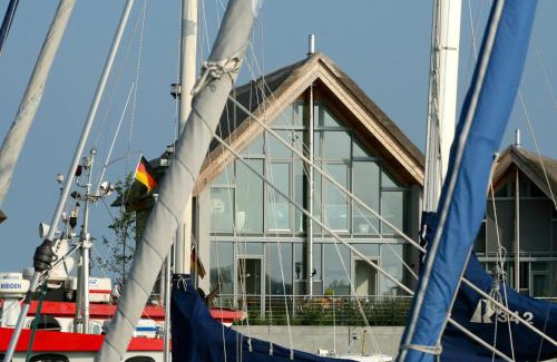 Heiligenhafen Casa | Ostsee - Reetdachhaus Nr 46 "Strandrausch" im Strand Resort