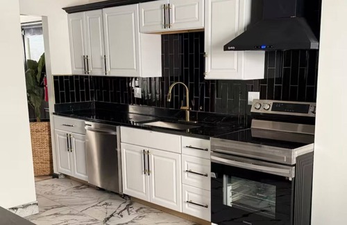 Northeast Columbus Casa | Osu & Downtown 6 bedroom