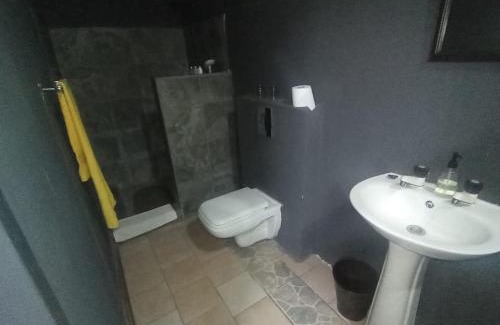 Belfast Casa | Oteng Guest House