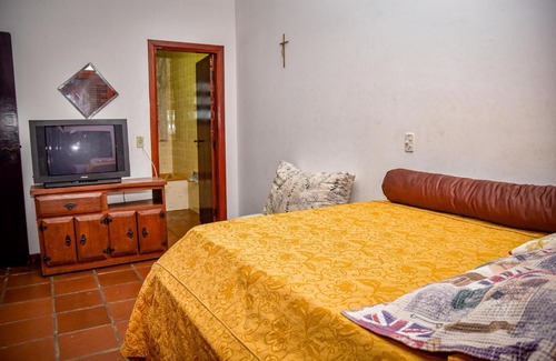 Balneario Arpoador Casa | Otima casa com Wi-Fi a 350m da Praia de Peruibe SP