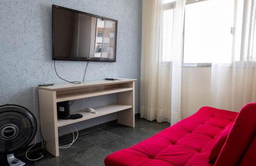 Itarare Apartamento | Otimo apartamento a 200m do mar com WiFi