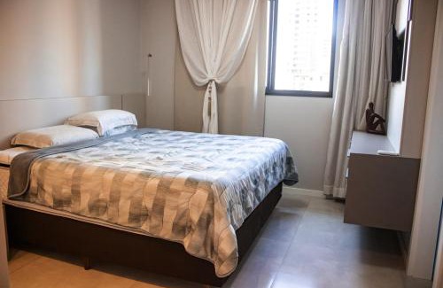 Castelo Branco Apartamento | Otimo apto com WiFi a 550m do mar em Itapema SC