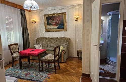 Siofok Aranypart Apartamento | Otis vendégház