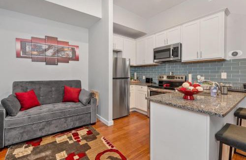 Over-the-Rhine Apartamento | OTR's Hidden Gem
