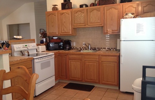 Otter Creek Cabaña | Otter Cove Cottage, a pie de Otter Cove