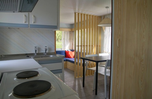 Hova Alquiler De RV | Otterbergets bad & camping