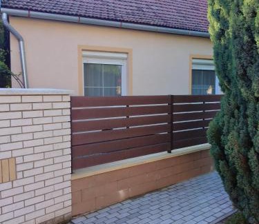 Hajduszoboszlo Casa | Otthon Apartman
