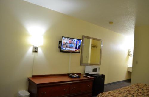 Glenwood Hotel | Ouachita Mountain Inn