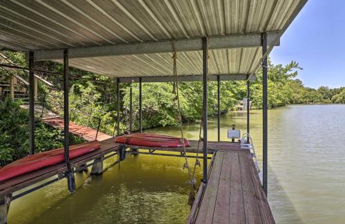Royal Casa | Ouachita River Cabin Royal Haven with Dock!