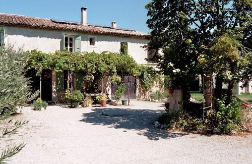 Senas Casa | Tranquila casa de vacaciones con piscina