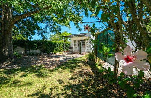 George Casa | Oude Berg Guesthouse - 10 Caledon Street