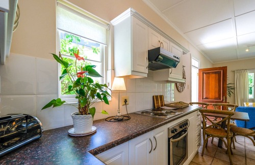 George Casa | Oude Berg Guesthouse