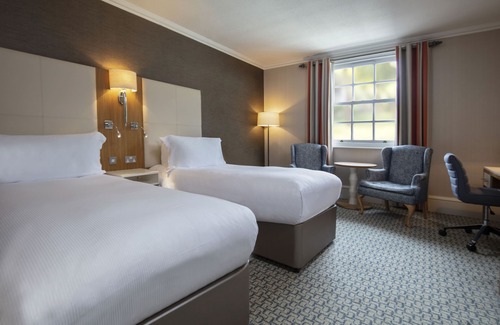 Woodlesford Hotel | Oulton Hall Hotel, Spa & Golf Resort
