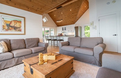 Port Carling Cabaña | OUNO Island on the prestigious Lake Rosseau