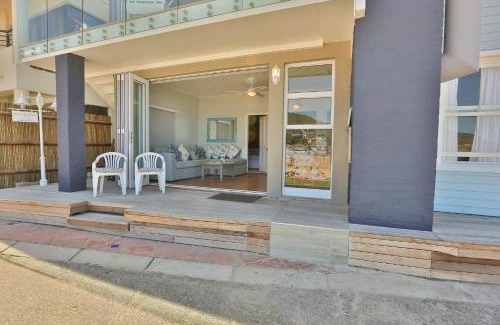 Herolds Bay Hotel | Oupa se Pitte