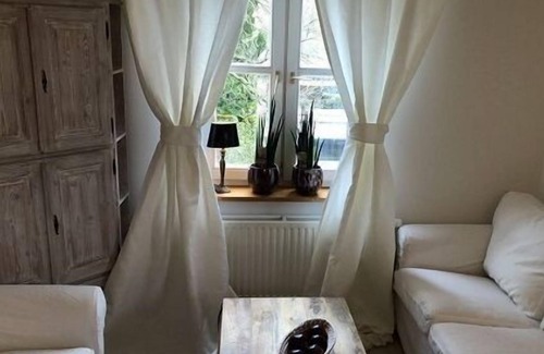 Hamburg-Barmbek Apartamento | Our attic apartment no. 20 is located in our apartment house Kunaustraße.