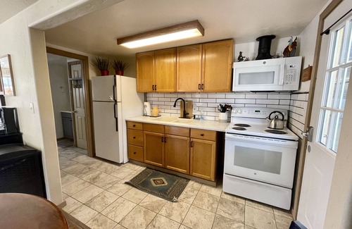 Three Rivers Casa | Our Cowboys Hideout is on a working horse ranch with spectacular mountain views!