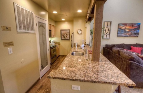 South Lake Tahoe Condominio | Our Happy Place 3 Bedroom Home by RedAwning