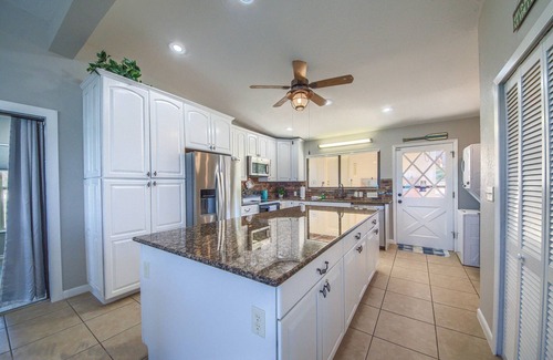 Canyon Lake Casa | Our Lake View Cl 1683 4 Bedroom Home by RedAwning