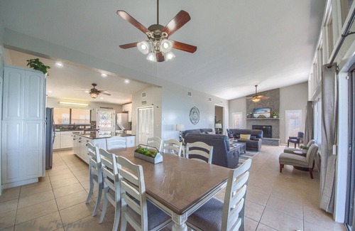 Canyon Lake Casa | Our Lake View Cl 1683 4 Bedroom Home by RedAwning