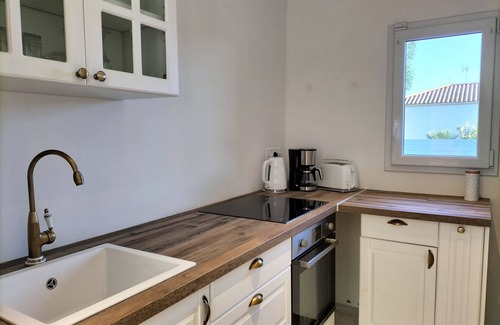 Commequiers Cabina | Our little cocoon, SPA, 15min from the beaches, Commequiers
