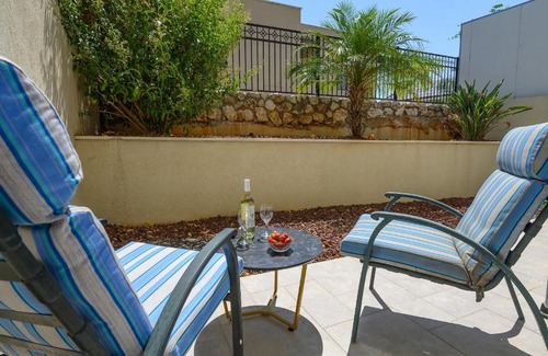 Rosh Pinna Apartamento | Our Little Strawberry - Charming 1bd Condo in Rosh Pinna