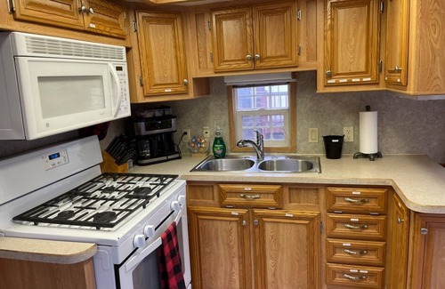 Grant County Cabina | Our lumberjack inspired cabin on Warden Lake