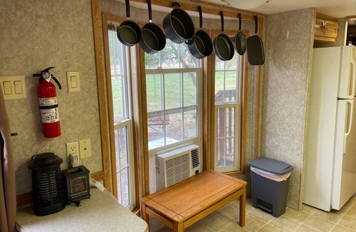 Grant County Cabina | Our lumberjack inspired cabin on Warden Lake
