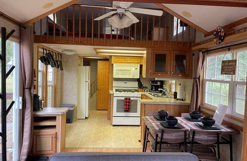 Grant County Cabina | Our lumberjack inspired cabin on Warden Lake