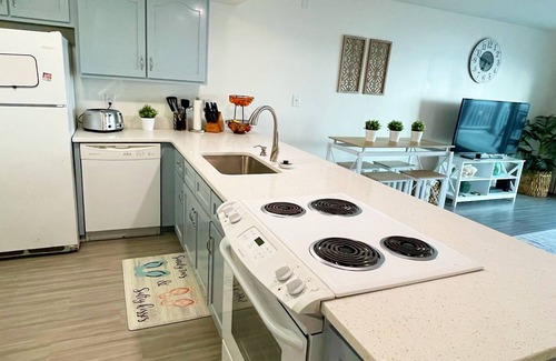 Indian Beach Condominio | Our Oceanfront Oasis at Indian Beach, NC