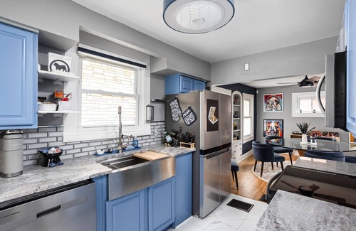 Meridian-Kessler Casa | Our over-the-top amenities and luxurious comforts make your stay memorable.