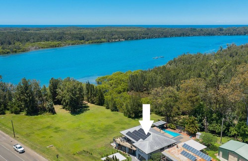 Laurieton Casa | Our View - 3 bedroom holiday home in laurieton, guest wifi available