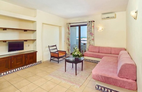 Oura Casa | Ouravista