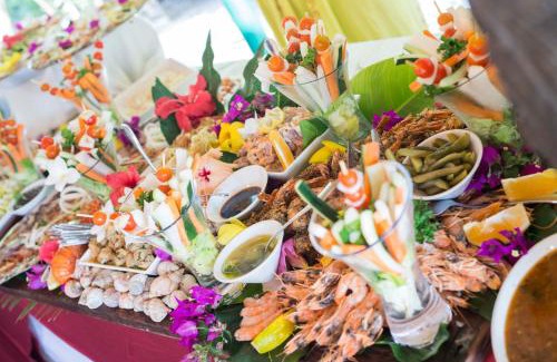 Kuto Complejo | Oure Lodge Beach Resort