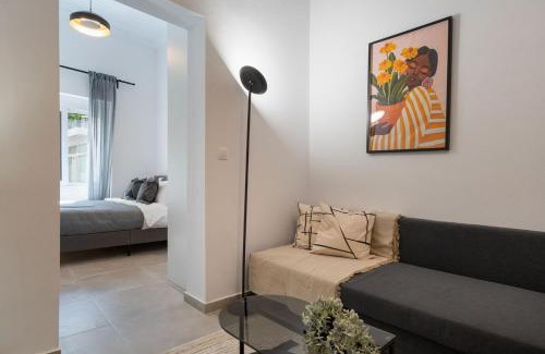 Vyronas Apartamento | Ousakiou Studio by Staycom