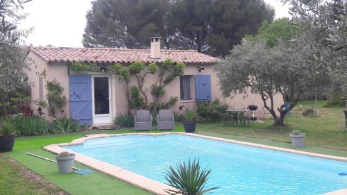 Lourmarin Casa | OUSTAOU DU GAYET gîte de charme avec piscine privée