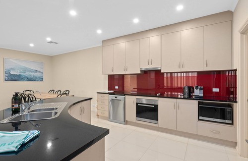 Sellicks Beach Casa | Out Look ~ Sellicks Beach - Sumptuous Seaside Abode
