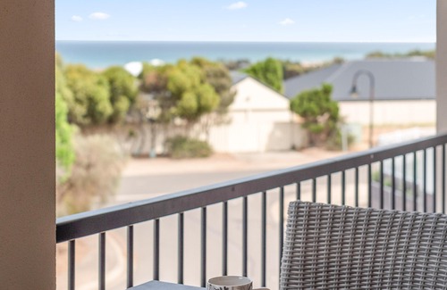 Sellicks Beach Casa | Out Look ~ Sellicks Beach - Sumptuous Seaside Abode