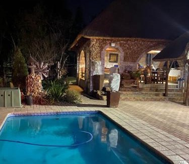 Vredefort Cabina | Out of Africa on Vaal