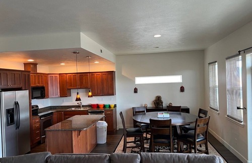 Quincy Condominio | Out of Africa to Sunserra on the Columbia River