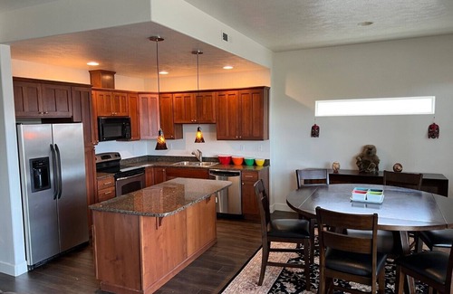 Quincy Condominio | Out of Africa to Sunserra on the Columbia River