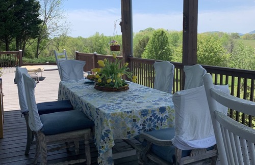 Mill Spring Casa | Out Of The Blue - Blue Ridge Farm House