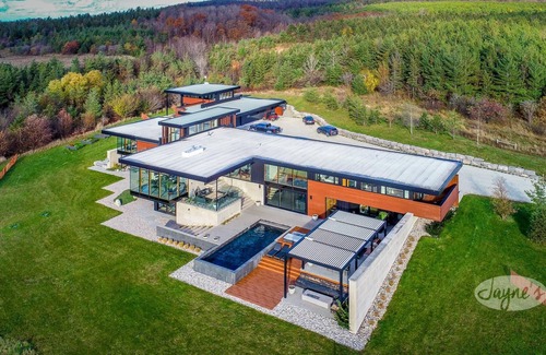 The Blue Mountains Casa | Out of this world LA inspired pad in Clarksburg with studio! 6bdrm 6bath!