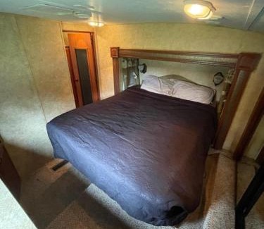 Peletier Casa | Outback Fifth Wheel at Seaside Cottages