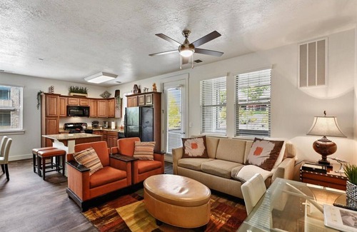 South Jordan Apartamento | Outdoor Adventures OPEN & Family Friendly - 2B/2Ba