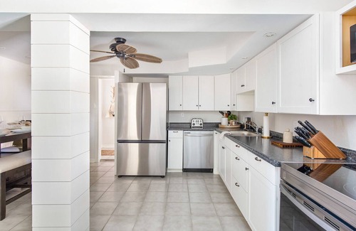 Englewood Casa | Outdoor Bar, Kayak, Paddle-board, Beach Equipment