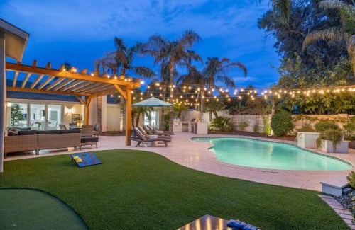 Roadrunner Estates East Casa | Outdoor Misters W Pool, Bbq & Elegant Renovation