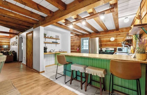Rockbridge Cabina | Outdoors Sleeps7 Family Getaway Fun Arcade