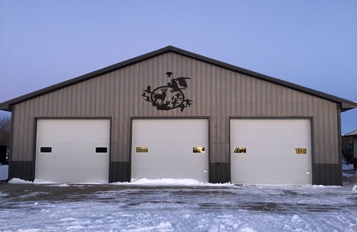 Pierre Casa | Outdoorsman Paradise- 1/2 mile from Lake Oahe